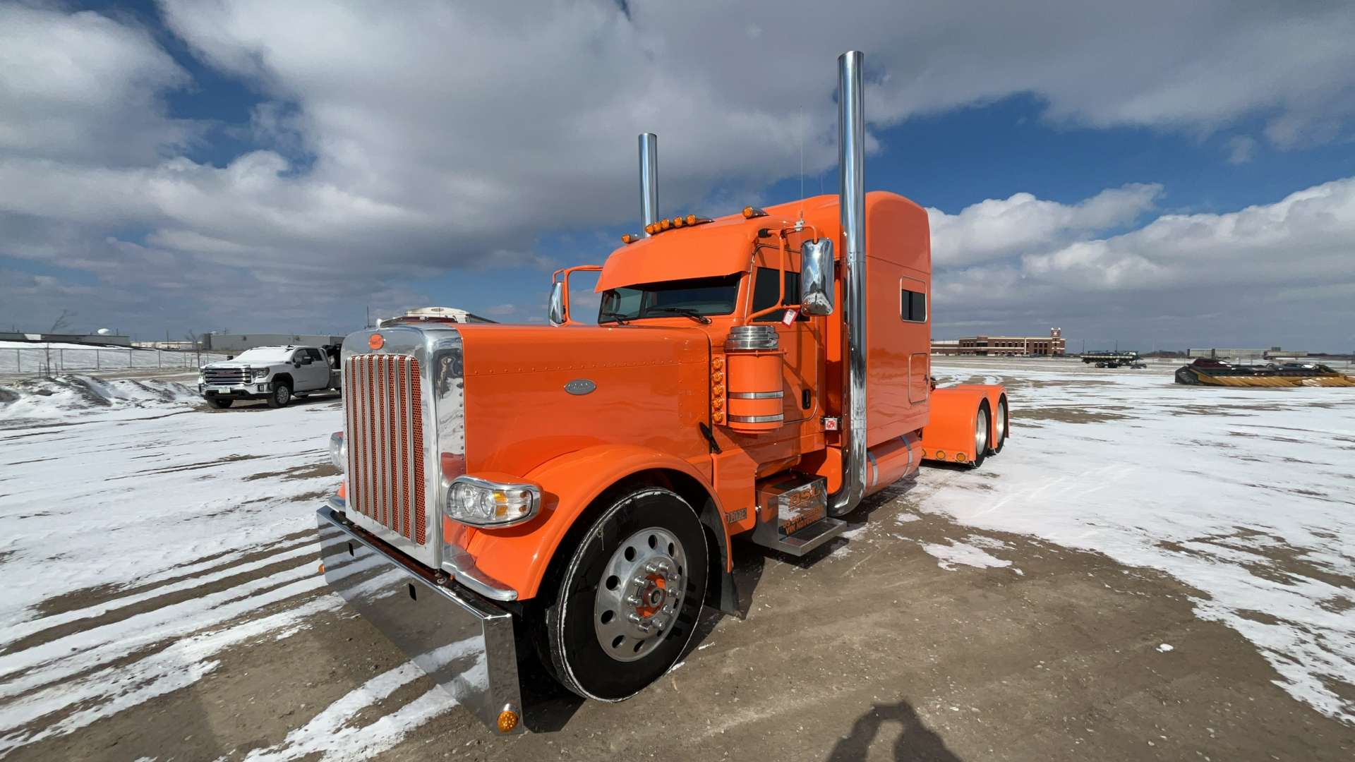 2022 Peterbilt 389